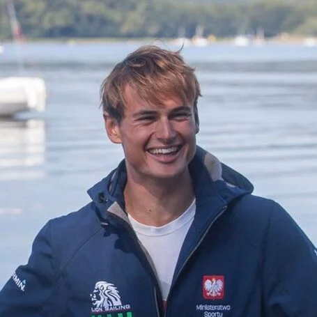 trener Łukasz - doświadczona kadra w Lion Sailing