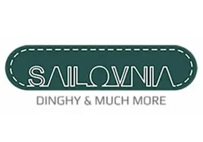 logo sailovnia - partnera lion sailing