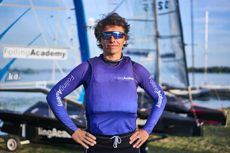 Foiling Academy - Lew Gołda